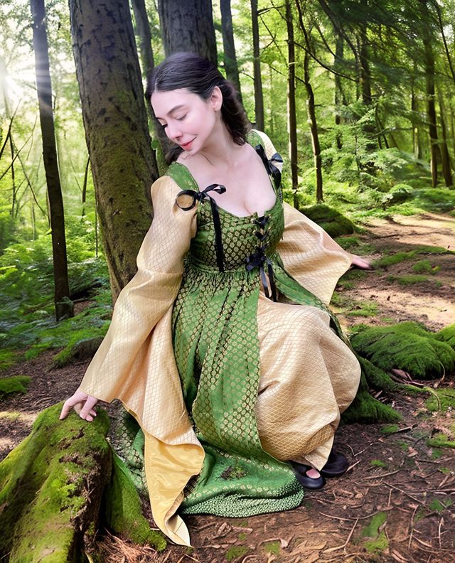 Renaissance Women's Dress Costume Elf Fantasy Elven Cosplay 2-Piece Dress Gown Set Olive/Gold - " The Verona" - Reminisce Brand - Image 4